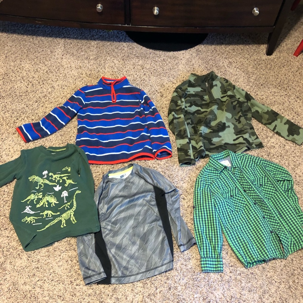 Bundle of boys tops